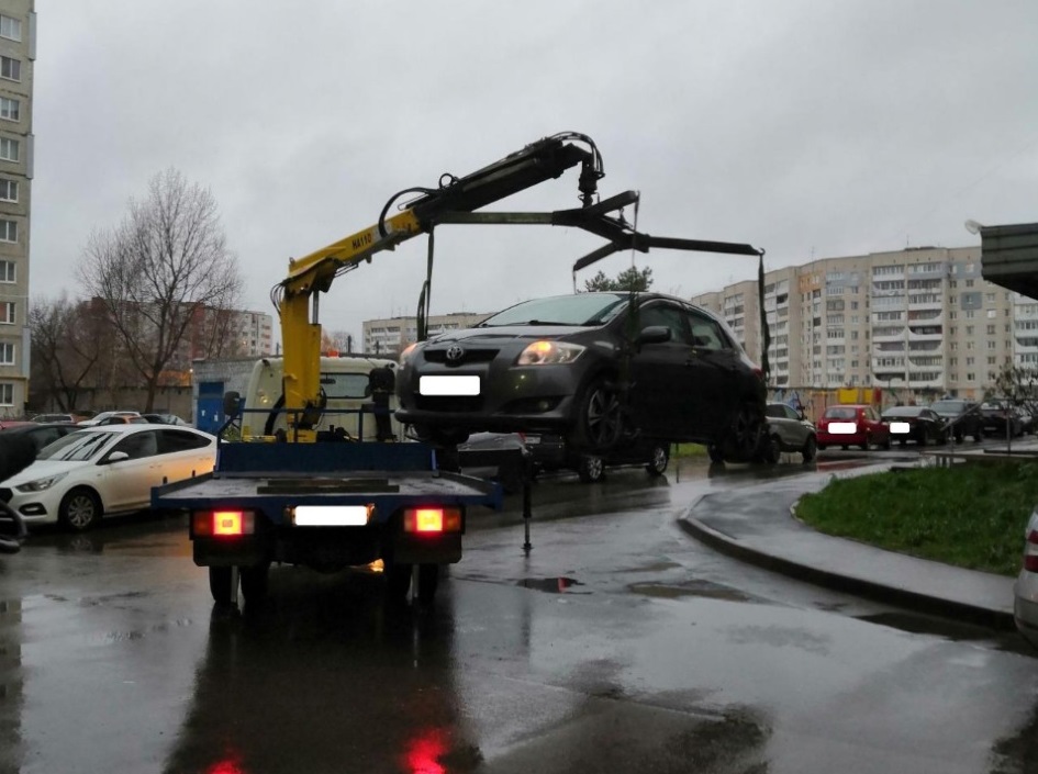 В Дзержинске у должников за отопление и горячую воду арестованы автомобили
