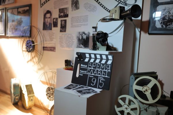 Выставка «Время Славы» торжественно открылась во Дворце культуры химиков