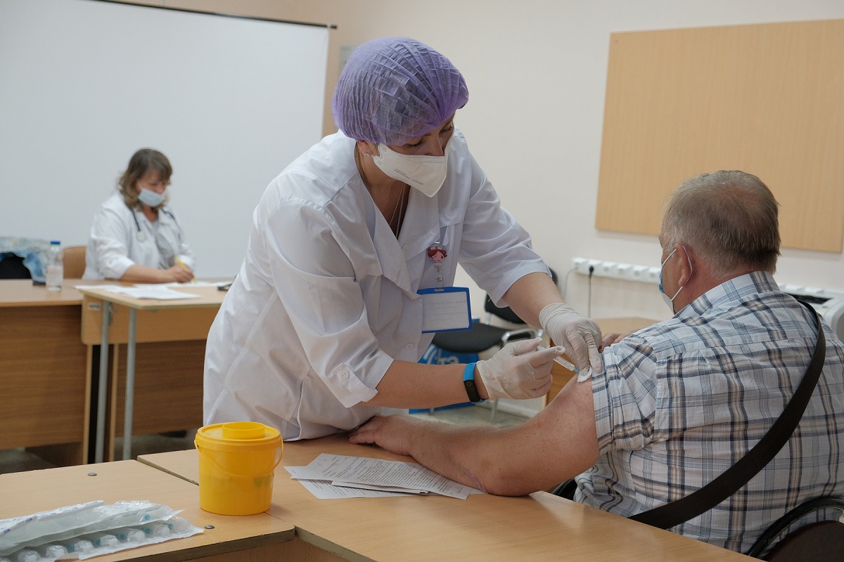 АО «Теплоэнерго» выполнило распоряжение Роспотребнадзора об иммунизации 80% сотрудников