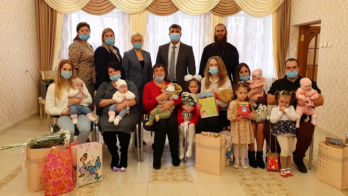 В отделе ЗАГС Лысковского района состоялось мероприятие, посвященное Дню матери