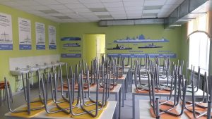 Повар Тонкинской школы сломала позвоночник из-за пролитого супа