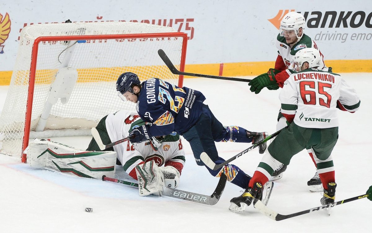 Обидное поражение на своём льду потерпели хоккеисты нижегородского «Торпедо»