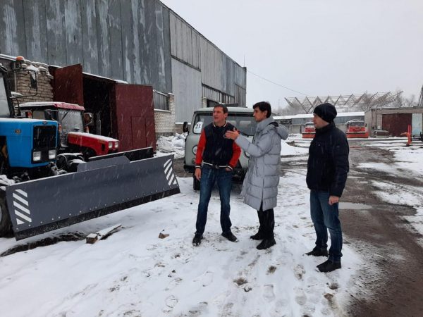 Почти четыре тысячи дворников убирают от снега дворовые территории Нижнего Новгорода