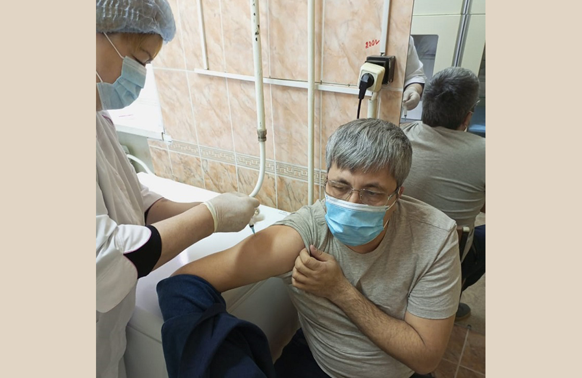 Более 50 строителей трассы М‑12 прошли вакцинацию в Навашинской ЦРБ