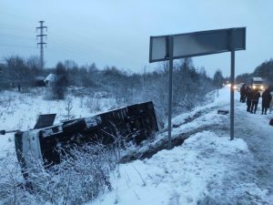 Двухэтажный автобус с пассажирами перевернулся в Балахнинском районе