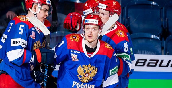 Торпедовец Артур Тянулин дебютировал в олимпийской сборной России по хоккею
