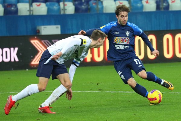 Футболисты «Нижнего Новгорода» сыграли вничью с самарскими «Крыльями Советов»