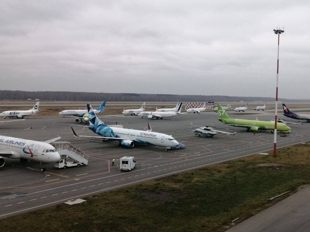 Еще два самолета, внепланово приземлившихся в Нижнем Новгороде, ожидают вылета