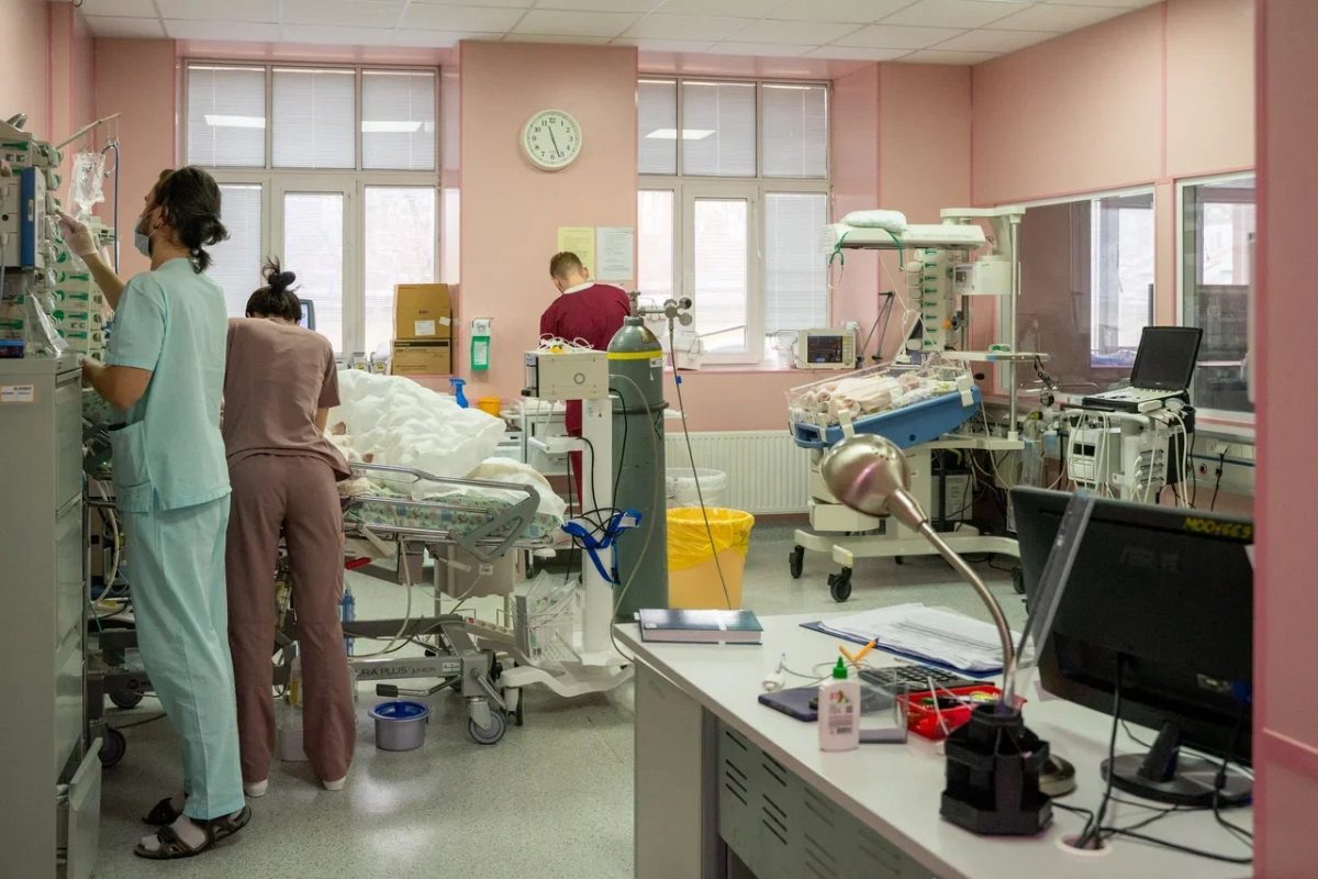 В клинике Санкт-Петербургского педиатрического медицинского университета оперируют пороки сердца у малышей даже до месяца