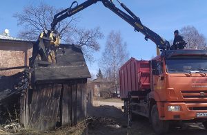 Бюджетная экономия позволит снести дополнительно 400 аварийных сараев и 30 гаражей