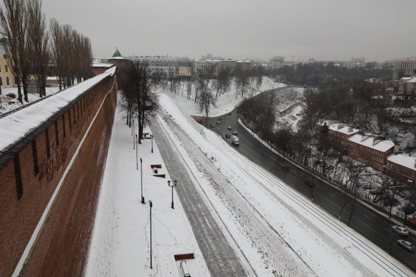 На Зеленском съезде запретят стоянку и остановку машин с 17 декабря