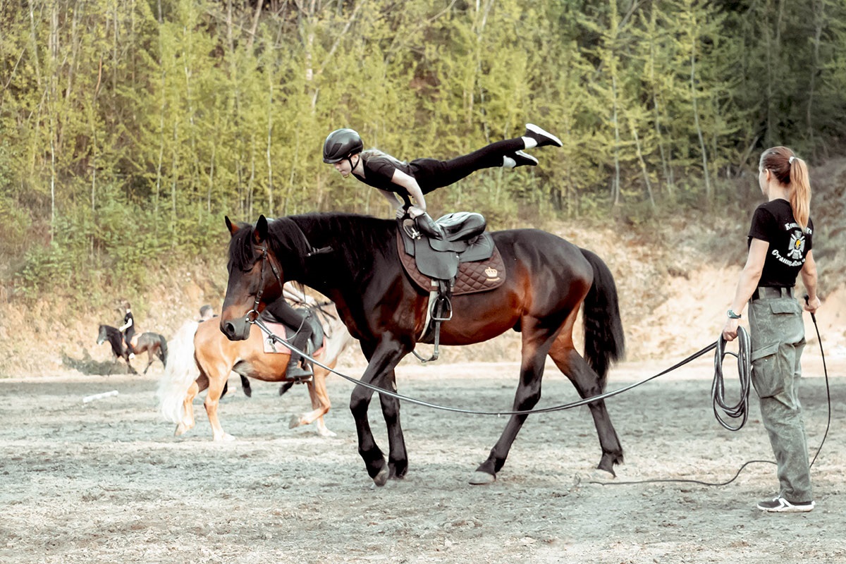 Нижегородский казачий клуб объявил набор детей на курсы джигитовки