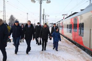 Глеб Никитин исполнил желание 12-летнего мальчика покататься на «Ласточке»