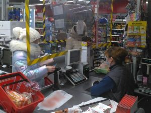 Сотрудники нижегородского Минпрома проверили за неделю 97 объектов торговли и общепита