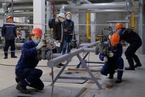Фоторепортаж: как в Теплоэнерго выбирали лучших в профессии