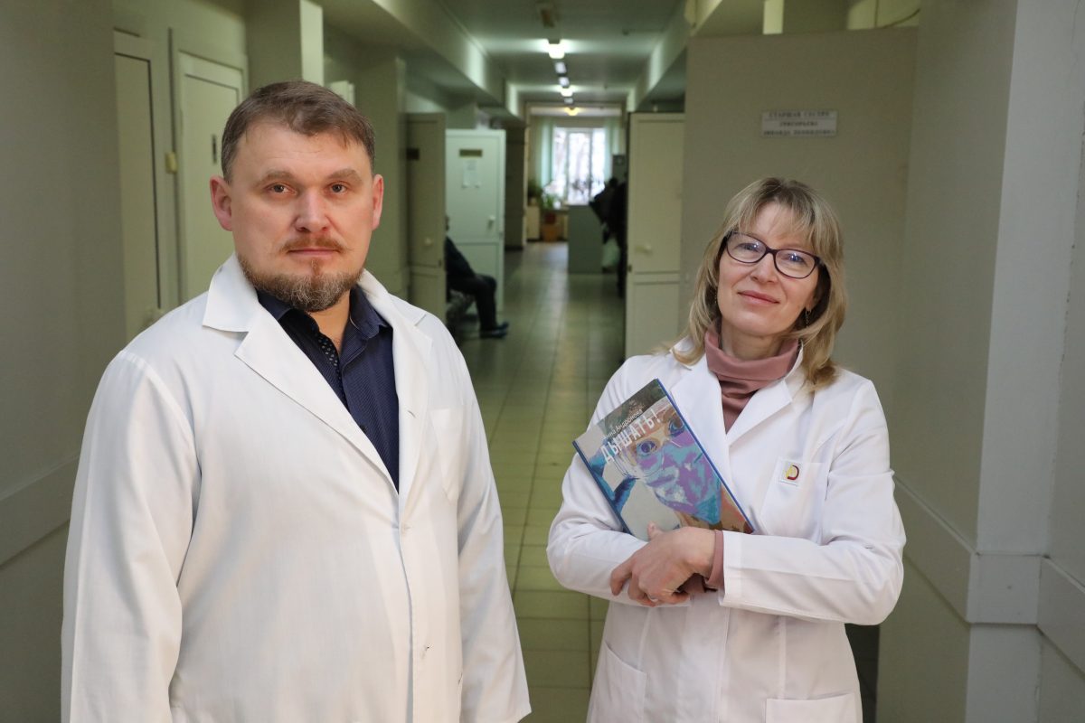 Врач из Нижнего Новгорода Анна Андронова написала книгу о жизни и работе в пандемию «Дышать!»
