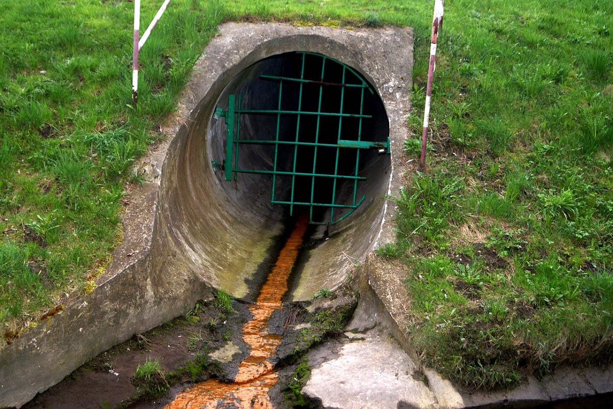 Нижегородский водоканал обращается к нижегородцам: не выбрасывайте бытовой мусор в канализацию