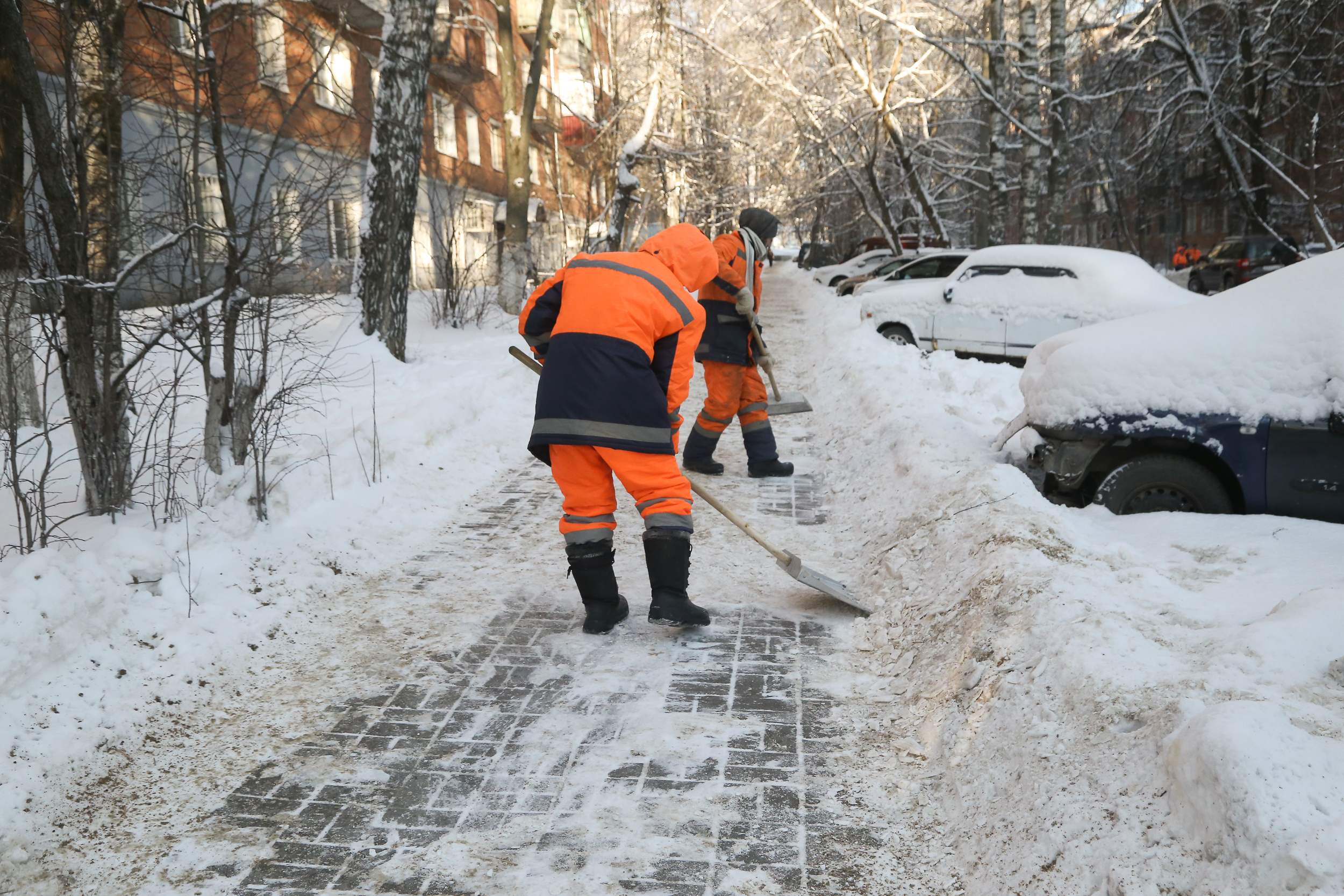 Уборка снега