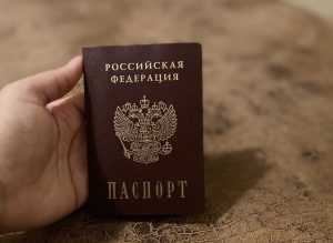 Юрист поддержала предложение зампредседателя Госдумы ставить педофилам штамп в паспорте