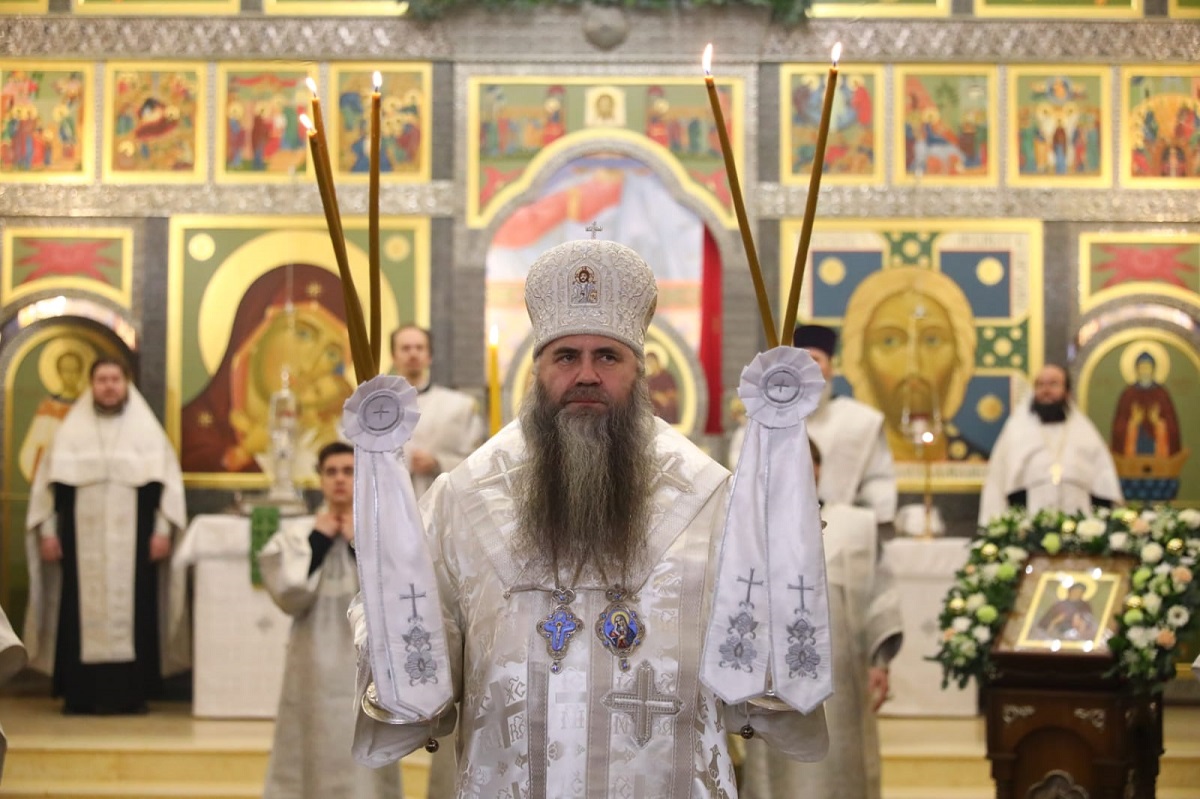 Чин освящения совершил митрополит Нижегородский и Арзамасский Георгий