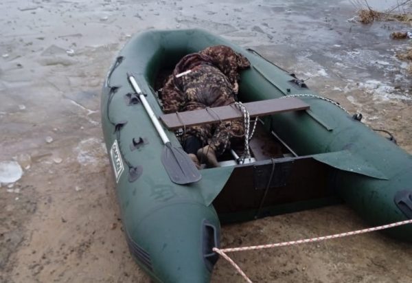 >Два рыбака провалились под лед в Навашинском районе
