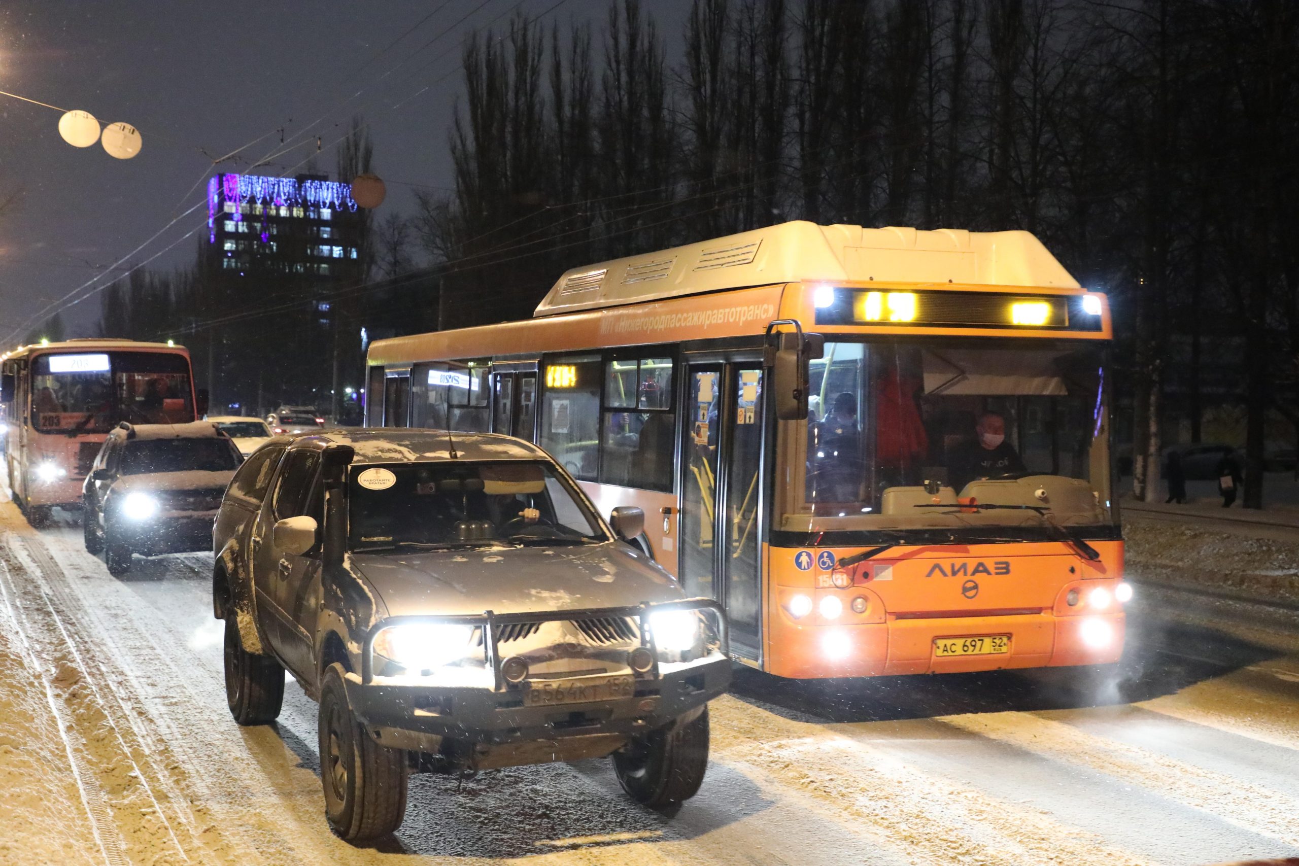 В Нижнем Новгороде 9-балльные пробки 29 декабря 2021 года | Нижегородская  правда