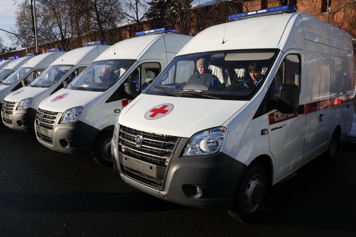 Медицинский автопарк пополнился 52 новыми машинами в Нижегородской области