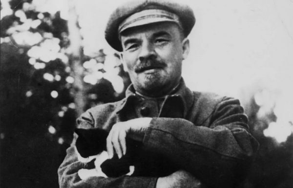 Кто на самом деле писал за Ленина его последние статьи