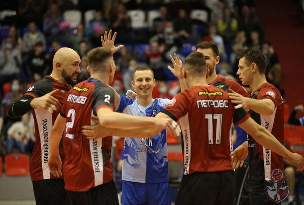 Волейболисты нижегородского клуба АСК обыграли «Факел» из Нового Уренгоя