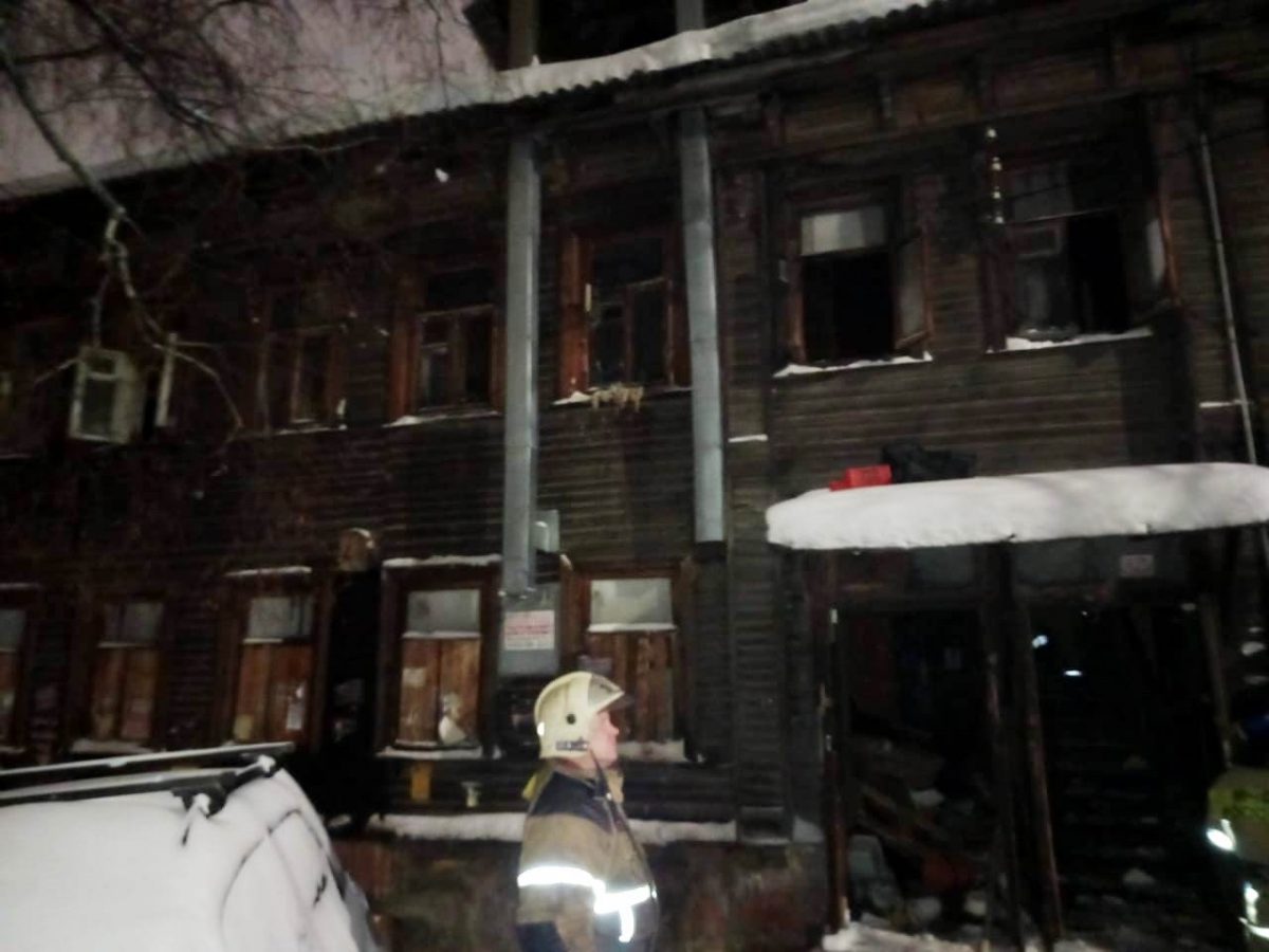 Личность погибшей на пожаре женщины устаналивают в центре Нижнего Новгорода