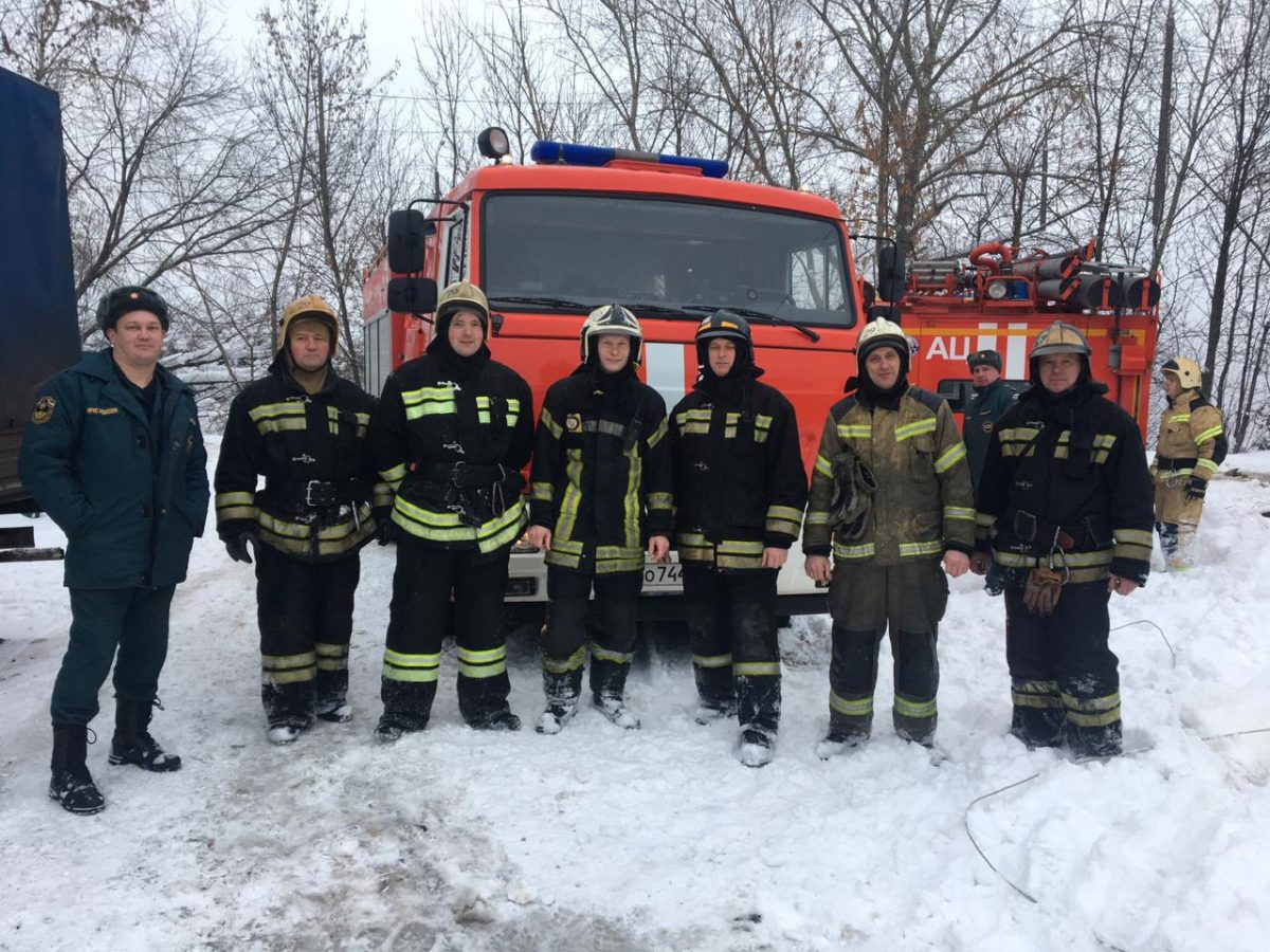 Нижегородцы поблагодарили пожарных за спасение женщины в Канавинском районе