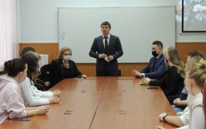 Саровские студенты обсудили реализацию социально значимых проектов и инициатив