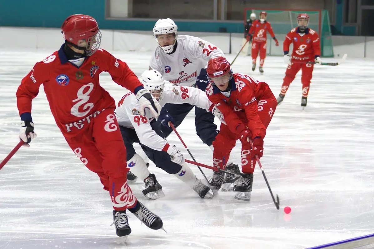 Крупное поражение в Красноярске потерпели хоккеисты нижегородского «Старта