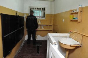 Детский омбудсмен выступает за контроль над освободившимися из&nbsp;тюрем