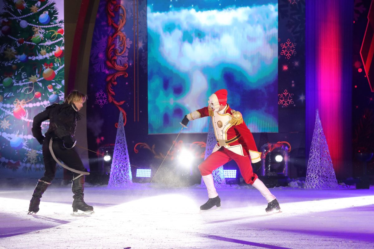 Более 40 тысяч человек захотели посмотреть на ледовое шоу "Щелкунчик" в Нижнем Новгороде