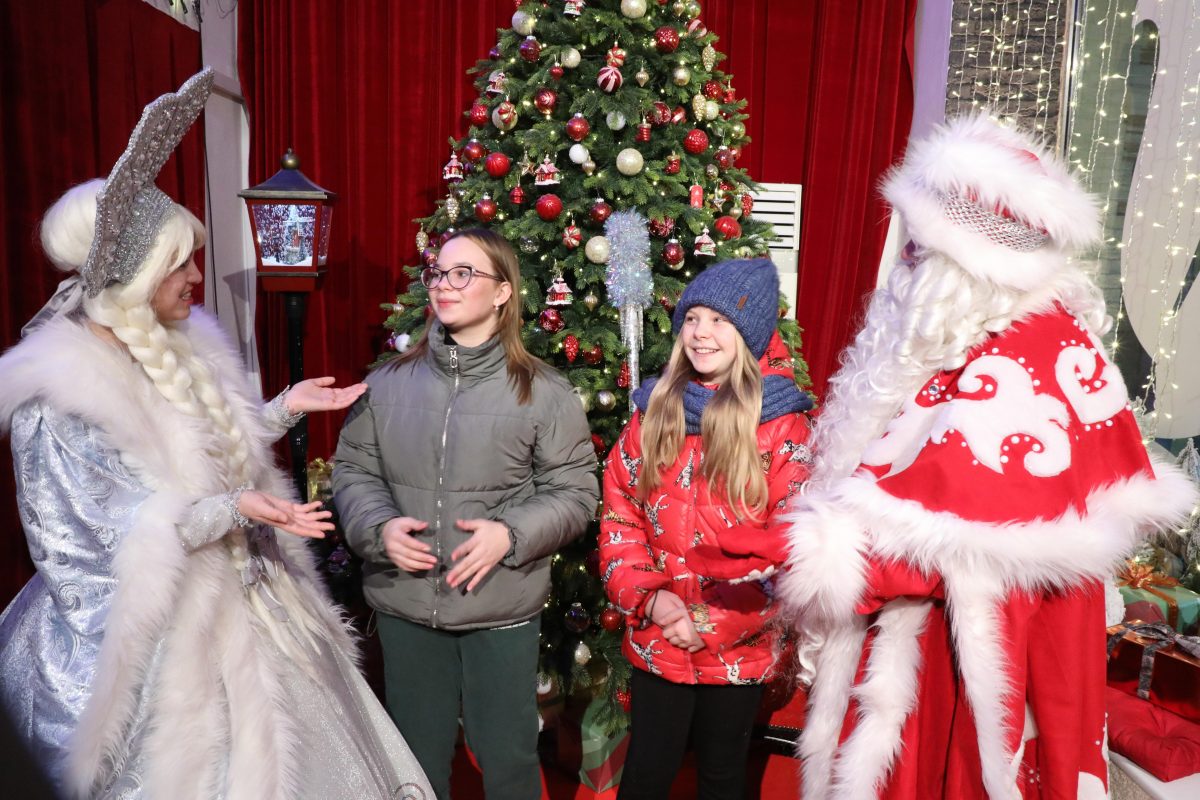 Около 12 тысяч человек посетили резиденцию Деда Мороза на Нижегородской ярмарке