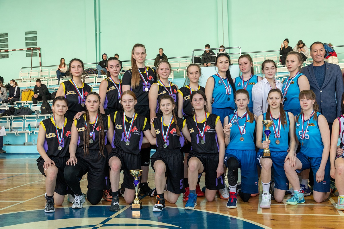 Мужская команда Мининского университета по баскетболу стала победителем XIX Открытых студенческих игр