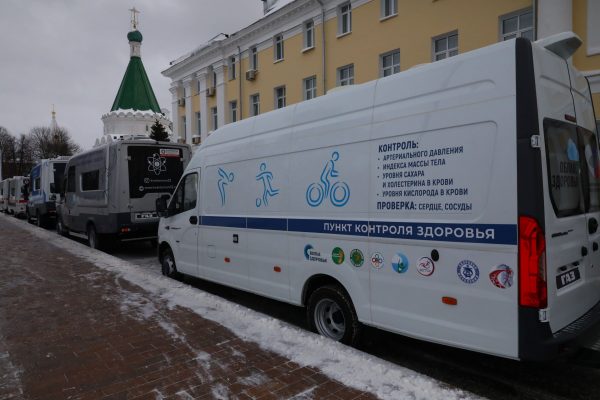 Более 600 сотрудников двух ведущих промышленных предприятий области стали участниками акции «Онкопатруль»