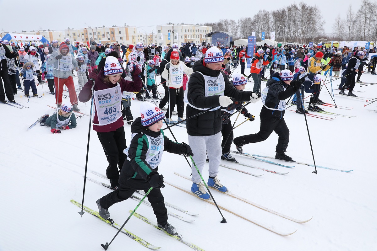 На «Лыжню России» в Нижнем Новгороде вышли более 400 семей
