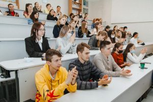 Заменят ли роботы человека?