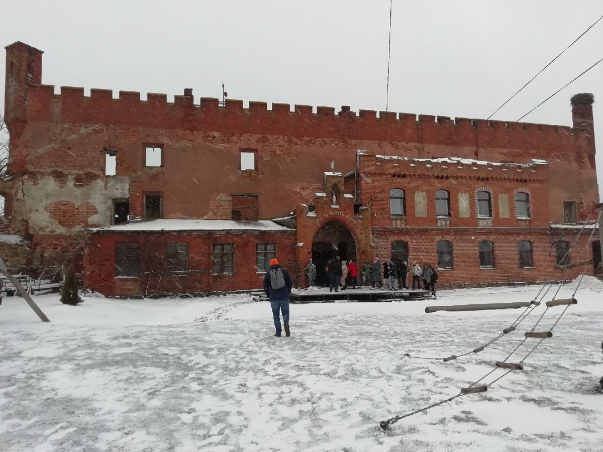 В окрестностях Калининграда – много разной степени руинированных замков, в которых организовали интересные музеи и проводят экскурсии
