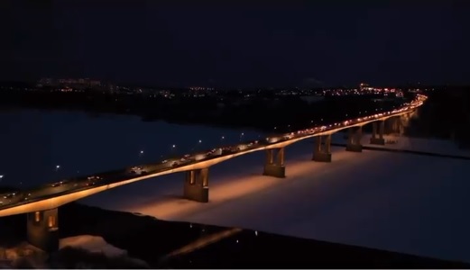 Нижегородцам показали подсветку Мызинского моста