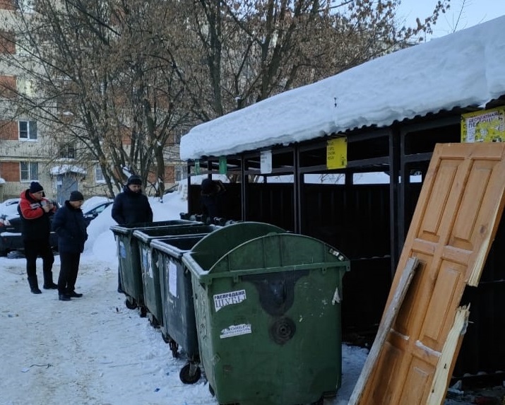 Специалисты регионального Минэкологии проверили состояние контейнерных площадок в Павловском муниципальном округе
