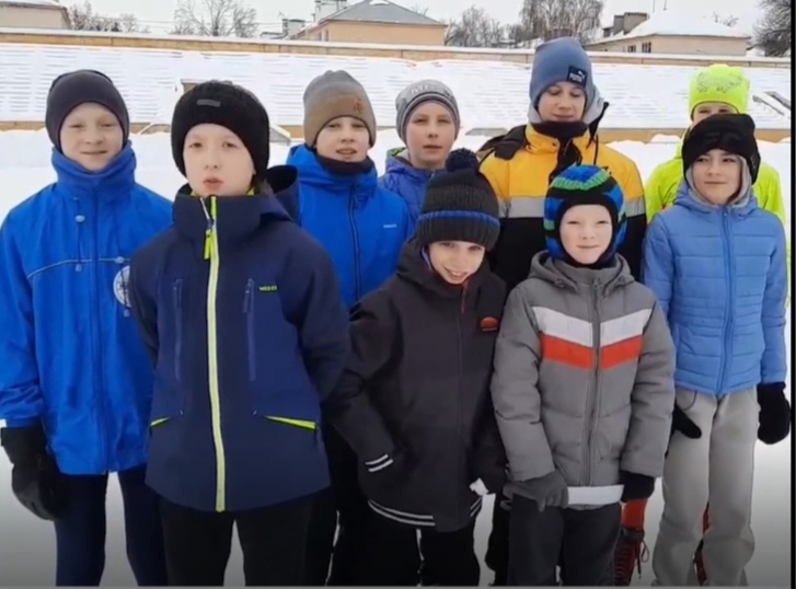Юные спортсмены пожелали победы нижегородским конькобежцам на Олимпиаде