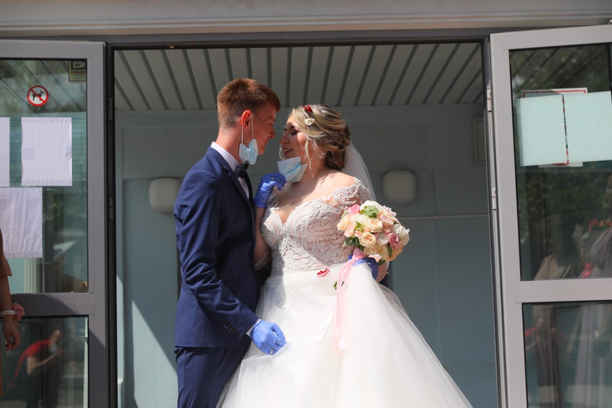 228 нижегородских пар заключат брак в зеркальную дату 22 февраля 2022 года