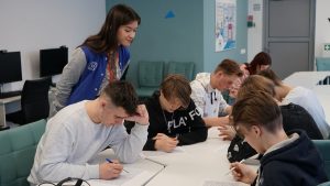 «Урок цифры» прошел в детском технопарке «Кванториум Саров»