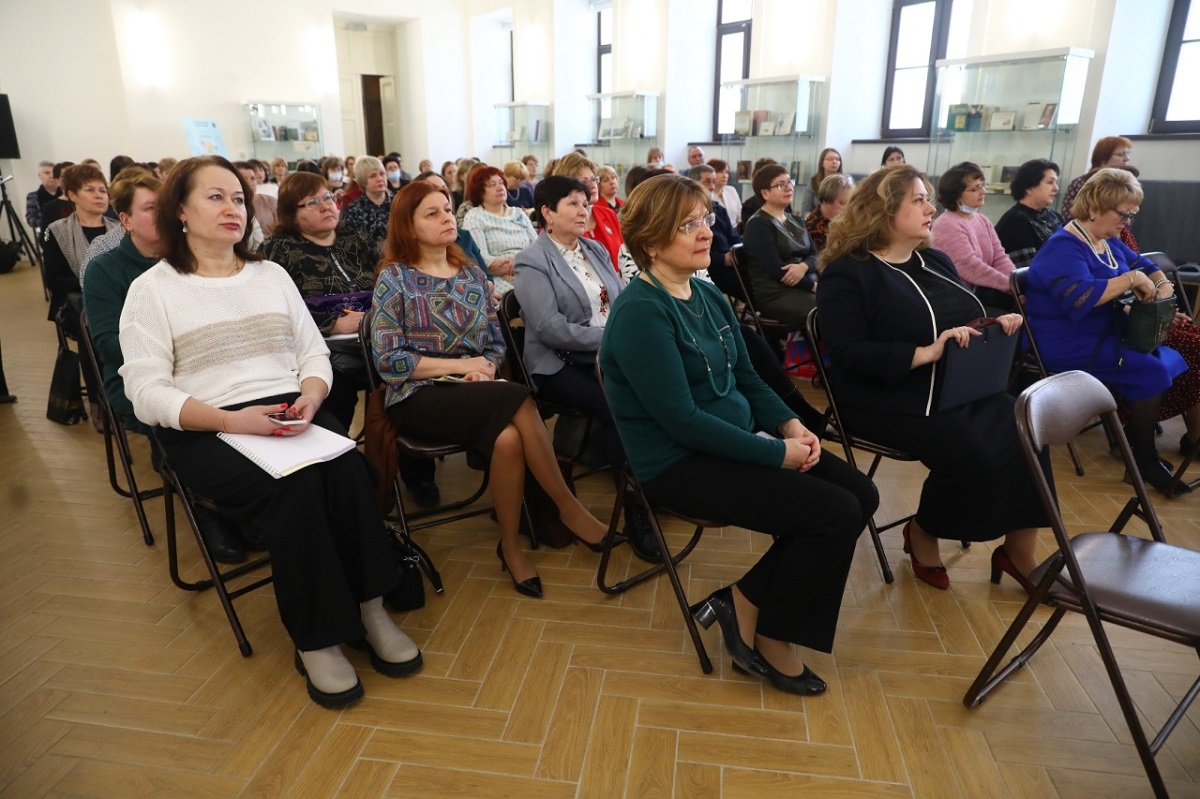 Руководители центральных библиотек Нижегородской области обменялись опытом развития библиотечного обслуживания