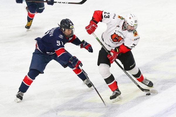 Сегодня хоккеисты нижегородской «Чайки» стартуют в Кубке Харламова