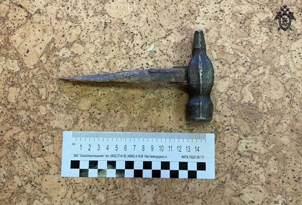 Нижегородец молотком избил мужчину, который приставал к его сожительнице