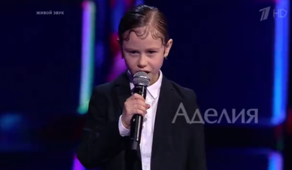 Восьмилетняя нижегородка Аделия Загребина прошла в финал шоу «Голос.Дети»
